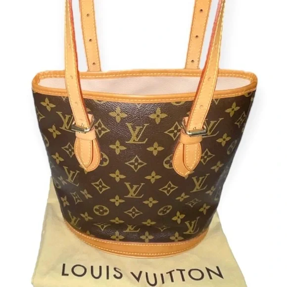 LOUIS VUITTON Monogram Bag Petit Bucket 23 EUC