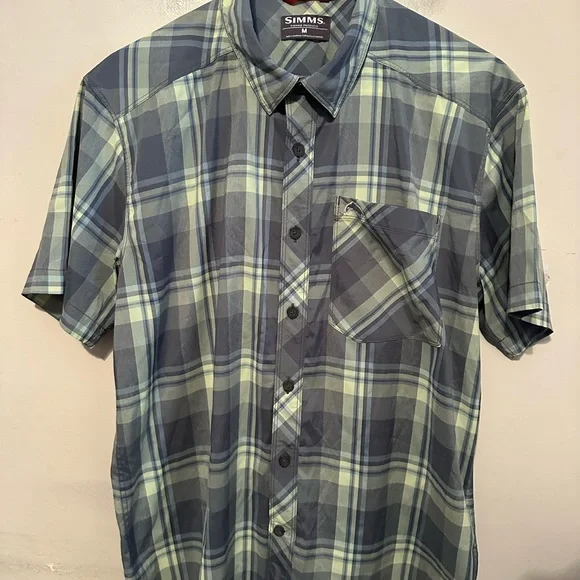 Simms Men's Outpost Short Sleeve Fishing Shirt Size medium Plaid