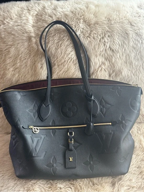 Louis Vuitton oversize monogram travel tote