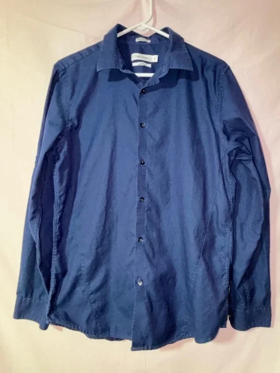 Calvin Klein Men's Slim Fit Shirt in Navy Blue