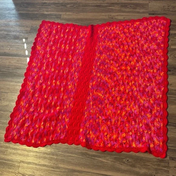 Handmade Crochet Blanket Red Orange Pink Ombre Scalloped Edge Cozy Throw 40