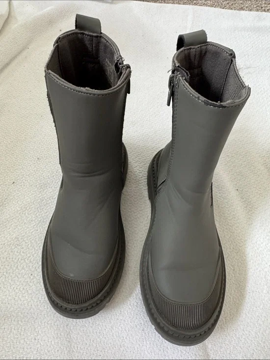 Zara Kids Dark Gray Pull-On Chelsea Boots