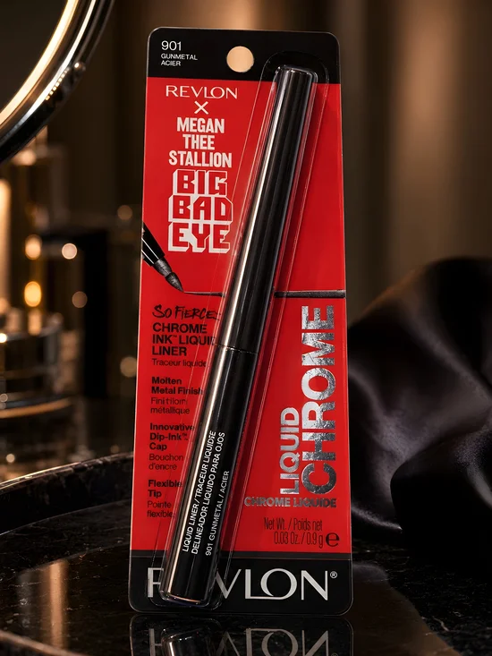 Revlon X Megan The Stallion Big Bad Eye. Liquid Chrome Liner — Gunmetal