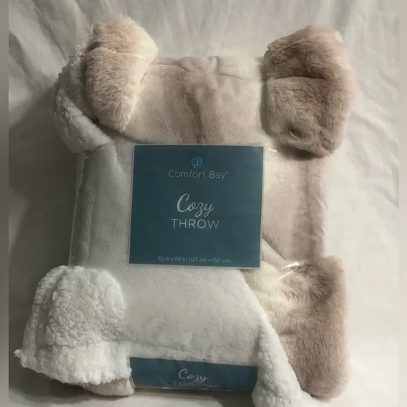 Throw super cozy Sherpa plush  brown . Size 50in X 60in