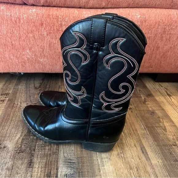 Faded Glory Flex Trail Black, Red, White Cowboy Western Boot Big Kid Size 3