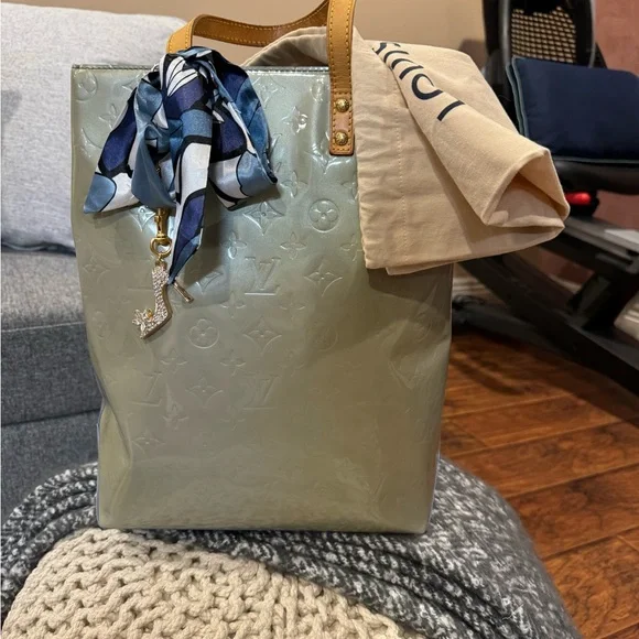 LV mono vernis reade mm tote seafoam green