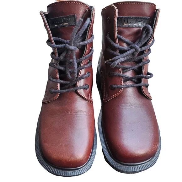 DR. MARTENS BROWN BOOTS
