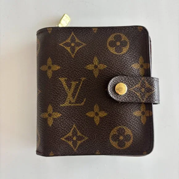 Louis Vuitton Monogram Compact Zippy Wallet