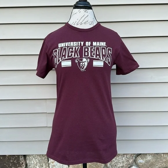 RARE NWOT Blue 84 University of Maine Black Bears T-Shirt - Mulberry