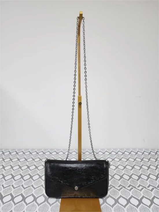 Authentic LOUIS VUITTON Epi Felicie Crossbody Bag Black