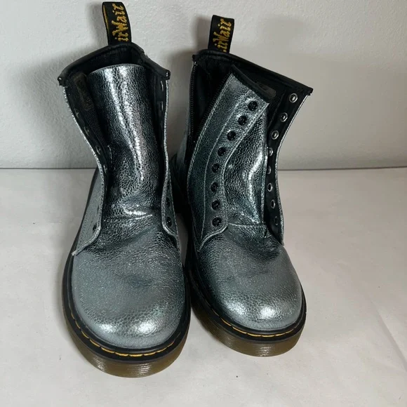Dr. Martens‎ Kids Silver Boots