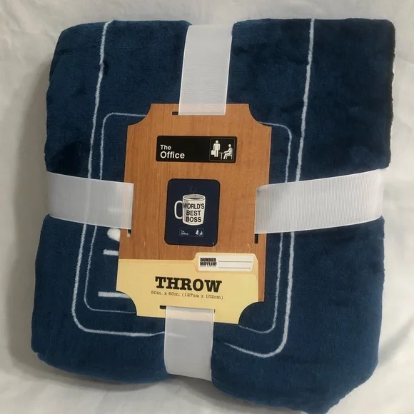 Throw plush cozy soft The Office World Best Boss  blue.  50in x 60 in .