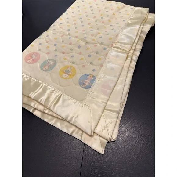 Vintage Baby Blanket Yellow Pastel polka‎ dots Toys Quilted 1970's Satin Edging