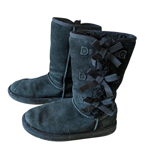 Koolaburra Black Suede Boots with Ribbon Accents Girls 3 Casual Cozy Warm