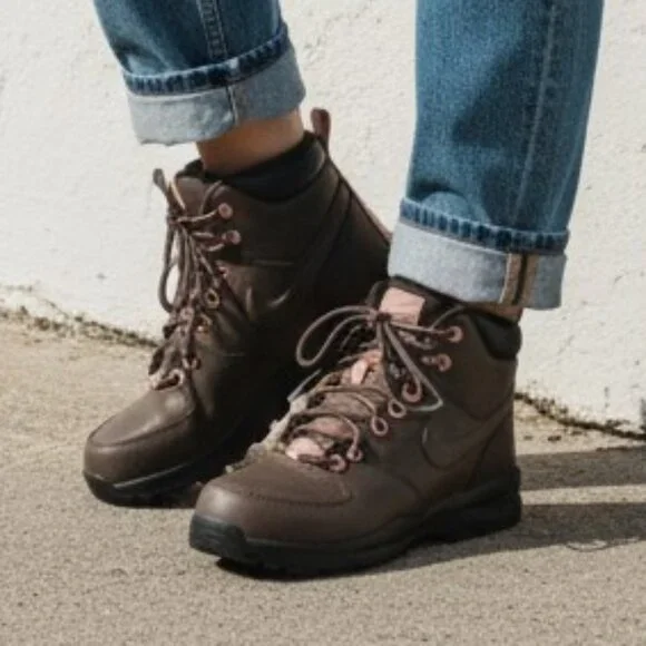 Youth Adventure Boots - Brown & Pink
