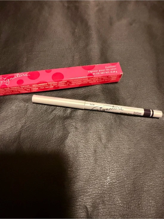 Violet Mary Kay Signature Eyeliner Pencil