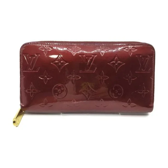 authentic  Louis Vuitton  Zippy Wallet Amarante vernis