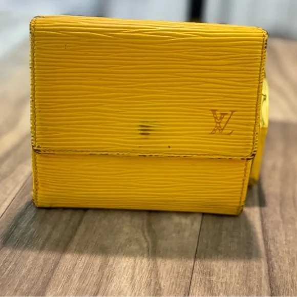 Louis Vuitton Iconic Yellow & Purple Epi Wallet!