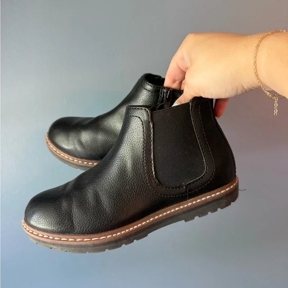 Cat & Jack Faux Black Leather Ankle‎ Boots