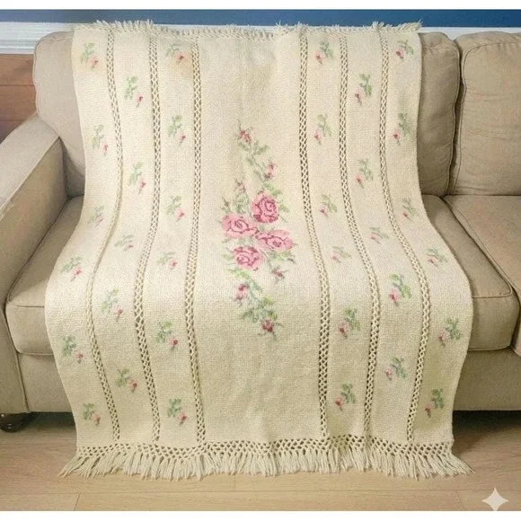 Hand Knit Cottagecore Throw Blanket Afghan Intricate Rose Needlepoint Design