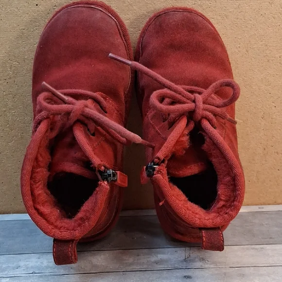 UGG Neumel II Boots Red Suede 1017320T Sheepskin Fur Lined Chukka Size  12