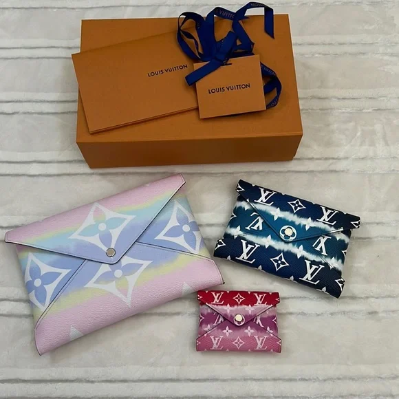 Louis Vuitton Limited Edition LV ESCALE POCHETTE KIRIGAMI