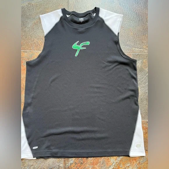 ALO Yoga cool fit  black white performance pull over muscle shirt. Size large
