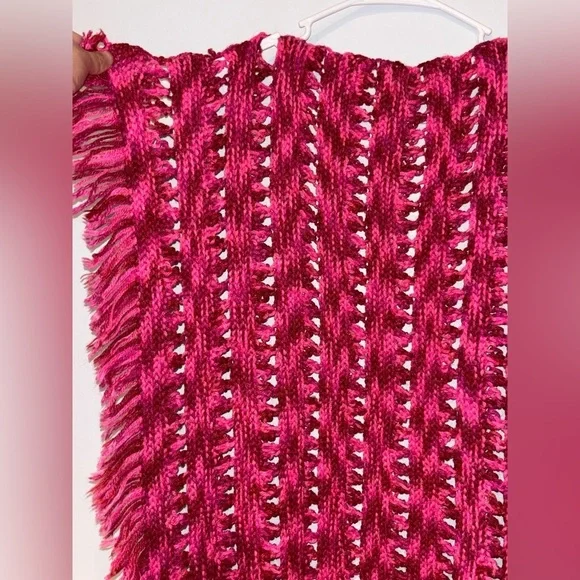 Luxurious Fringe Pink Knitted Baby Throw Blanket