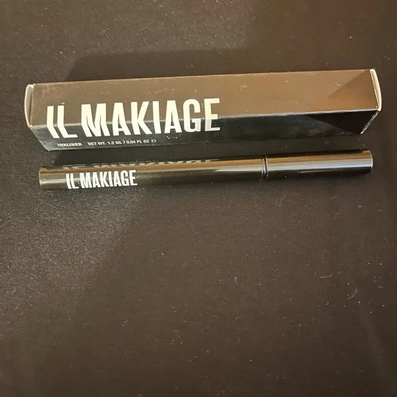 Il Makiage Inkliner Liquid Eyeliner in Black