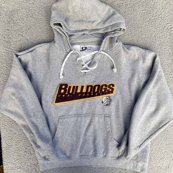 Vintage University of Minnesota Duluth Hoodie UMD Bulldogs Hockey Sweatshirt