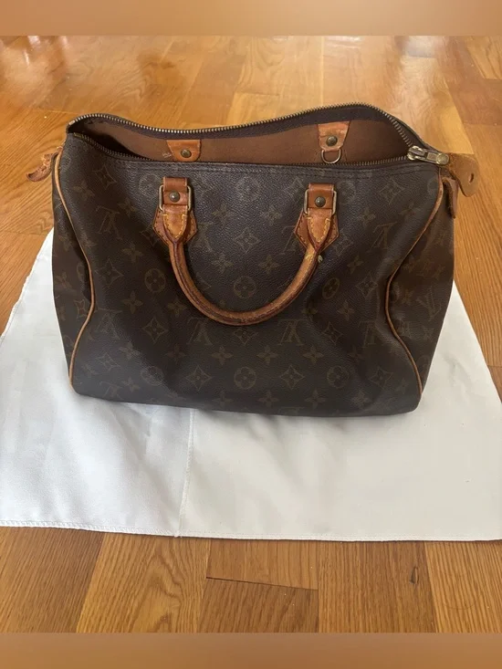 Louis Vuitton Vintage Speedy 30 Monogram Canvas Handbag