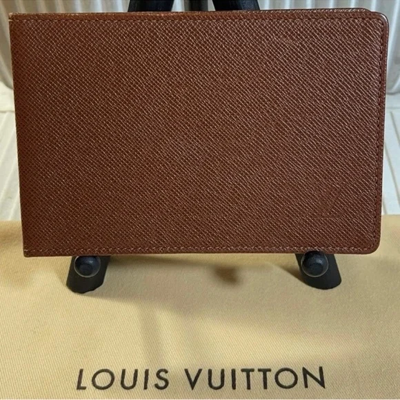 Louis Vuitton Taiga ID Holder Card Wallet Insert