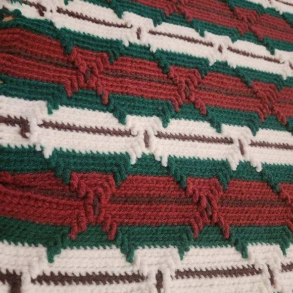 Vintage Handmade Crocheted Granny Afghan 70's Raised Ridge Blanket‎ Southwest Lg