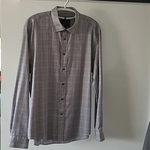 Jos.‎ A. Bank Reserve Tailored Fit Long Sleeve XL