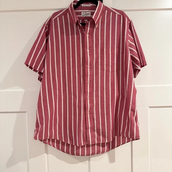 Vintage Red and White Striped‎ Men's Shirt