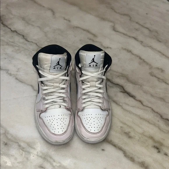 Nike White and Pink Athletic Sneakers