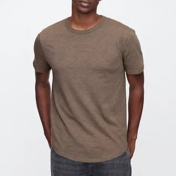 GAP Lived-In Curved Hem Crewneck T-Shirt, Plymouth Rock (Brown), Large, EUC