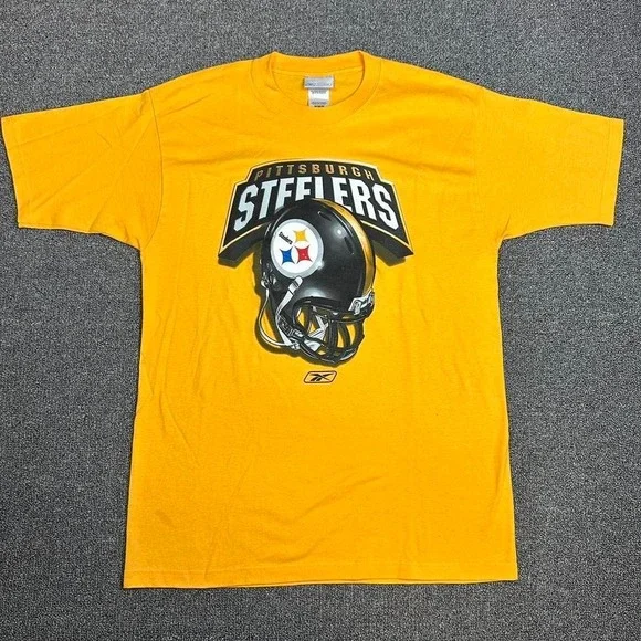 Vintage Yellow Reebok Pittsburgh Steelers Helmet shirt  Size Medium