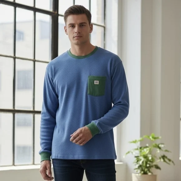 PATAGONIA(New) Blue T Shirt.Size Men's M, Women's L