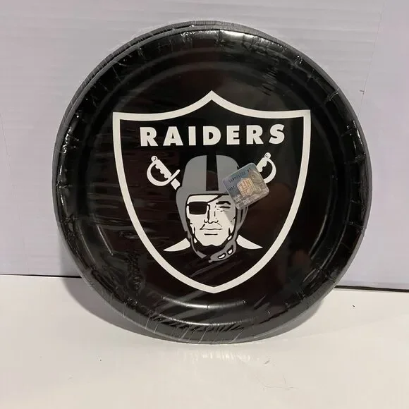 NFL Raiders Party Plates 8 3/4 inch 32 Plates