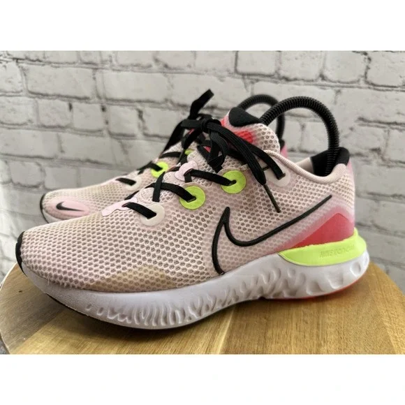 Nike Renew Pink Running‎ Shoes Women's Size 8.5 CW5637-600