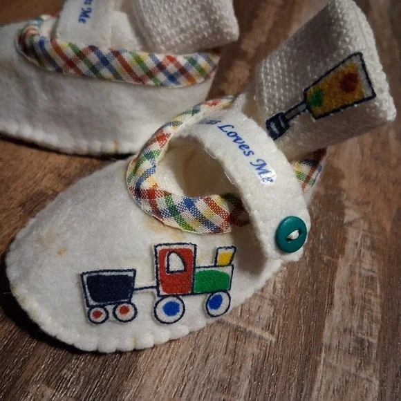 Vintage Baby Booties Socks‎ Shoes Jesus Loves Me Train Primary Colors 90s
