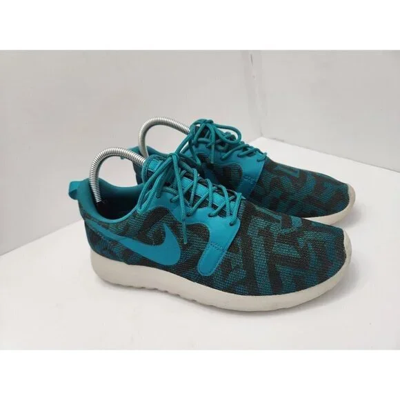 Nike Roshe One Women's 7.5 Teal Green Print Lifestyle Running Sneakers