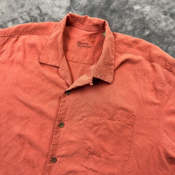 Tommy Bahama Shirt Mens Large Orange 100%‎ Silk Floral Leaf Pattern Button Up