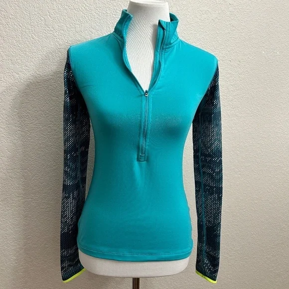 Nike Dri Fit Half Zip Pullover Athletic Long Sleeves Top