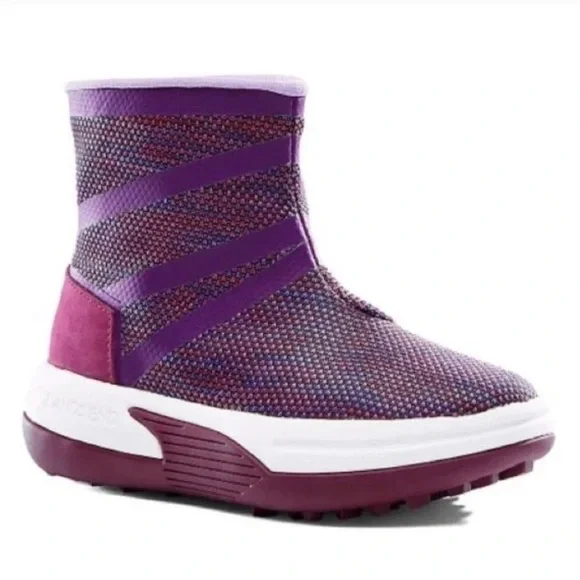 Lands’ End Action‎ pull on boots size 6 youth