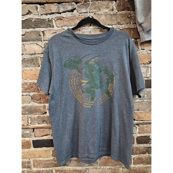 The‎ Legend Of Zelda Shirt Mens Large Gray Link Hyrule Crest Graphic Tee T-Shirt