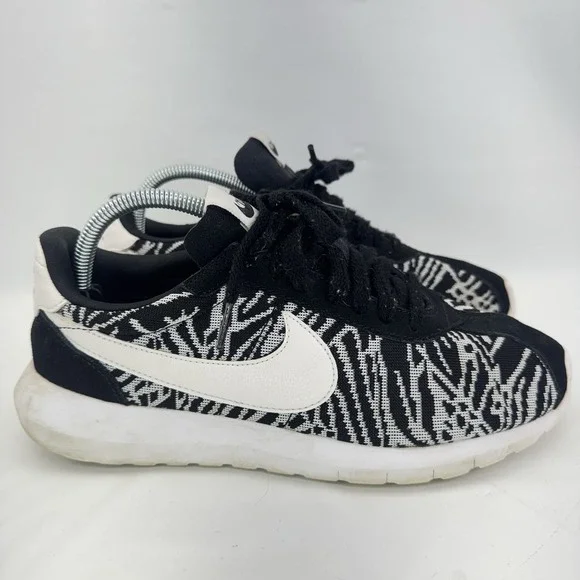 Nike Women's Roshe LD 1000 KJCRD Black White Size 9.5 819845 001 Training Shoes