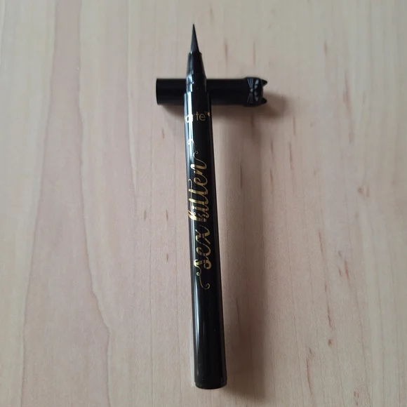 Sex Kitten Black Eyeliner