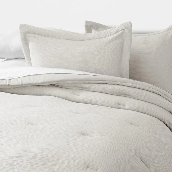 New Linens & Hutch Cloud Weave Textured Down-Alternative Comforter Set Twin XL